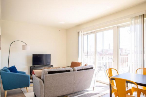 Flexhome Walkers Point 2BR T3 with Gym and Balcony